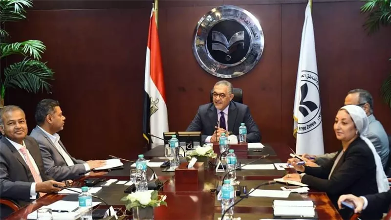 وفد من رجال الأعمال يبحثون إنشاء مشروع ضخم لإعادة تدوير المخلفات الإلكترونية في مصر
