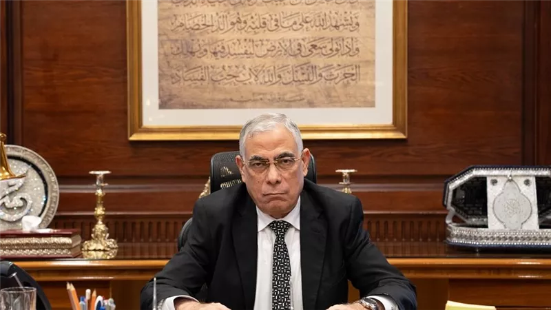 النائب العام يتفقد مركز إصلاح وتأهيل بدر ويلتقي النزلاء