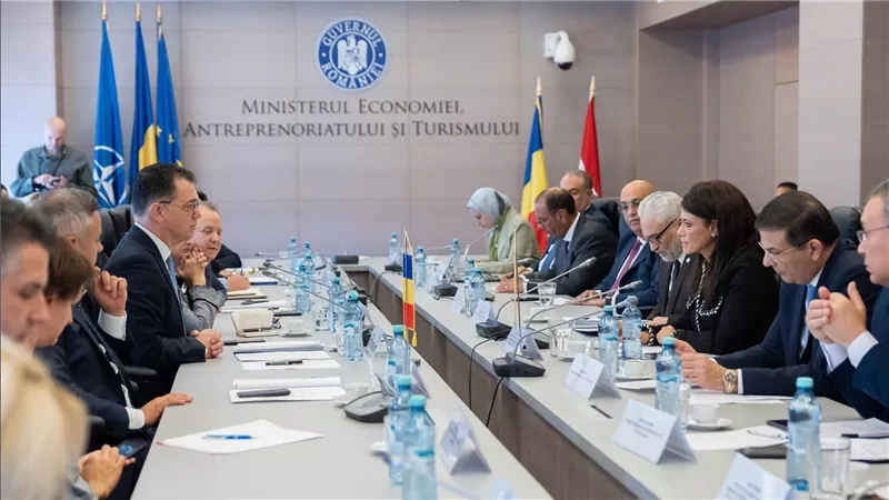 مباحثات لتعزيز التعاون بين «Exim Bank» والقطاع المصرفي المصري