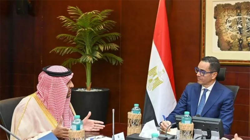 الخطيب: فرص متميزة لمضاعفة معدلات التجارة والاستثمارات المشتركة بين مصر والسعودية