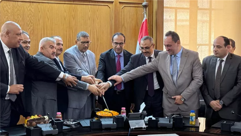 قيادات 