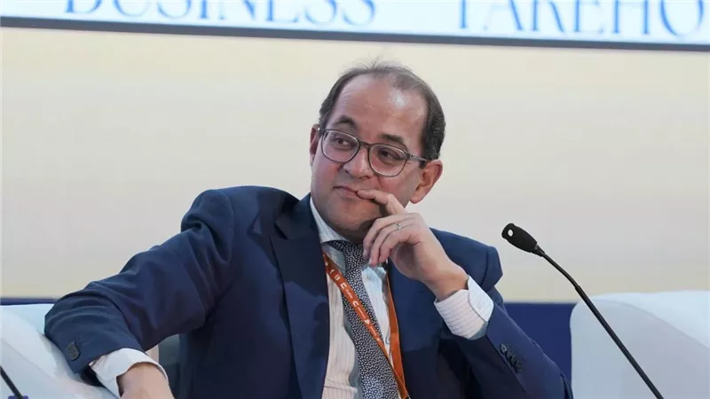 وزير المالية: أتعهد بخفض الدين الخارجي ملياري دولار سنويا
