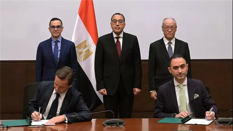 ضخ 45 مليون دولار.. نيسان توقع عقد تصنيع طراز ثالث في مصر بنسبة مكون محلي تتجاوز 54%