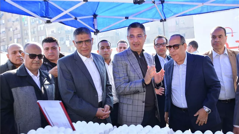 التموين: أسواق اليوم الواحد تضم تشكيلة من السلع مثل اللحوم والدواجن المجمدة والخضروات والفواكه