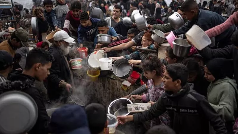 تقرير دولي: 45 مليون شخص يواجهون الجوع جراء تعطل سلاسل الإمداد الغذائية