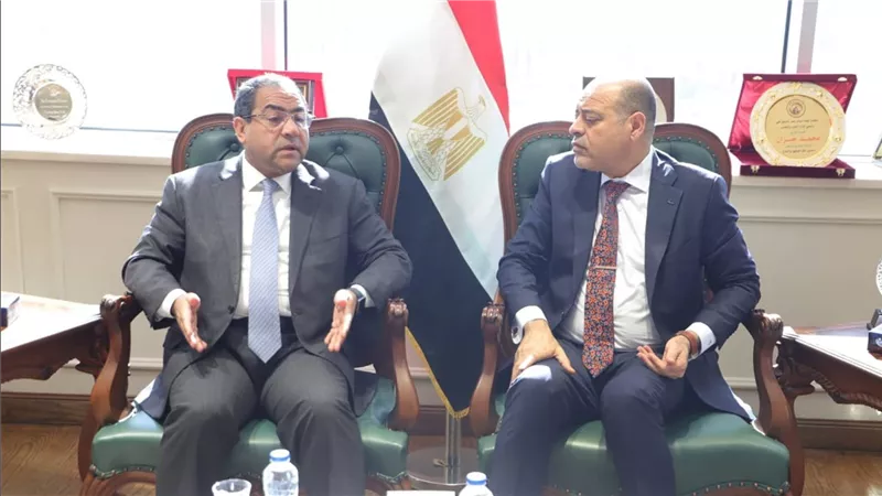 وزير العمل: نشر فُرص العمل في الداخل والخارج على بوابة الوظائف الحكومية