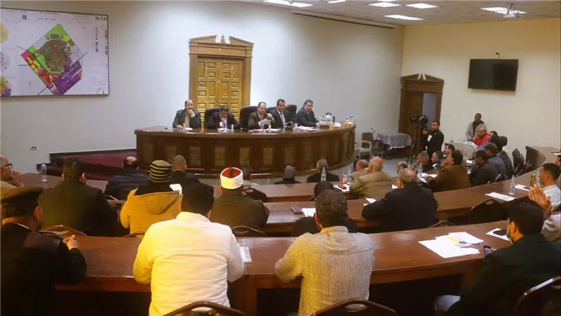 الإسكان: طرح محال للبيع بالعبور والعلمين الجديدتين.. وبيع أخرى وصيدليات ووحدات إدارية بالعاشر