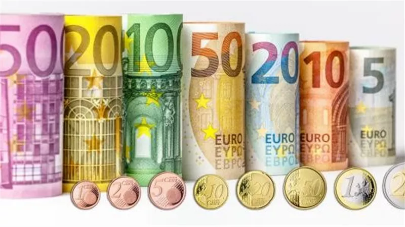 اليورو يرتفع بنسبة 0.11% أمام الدولار 