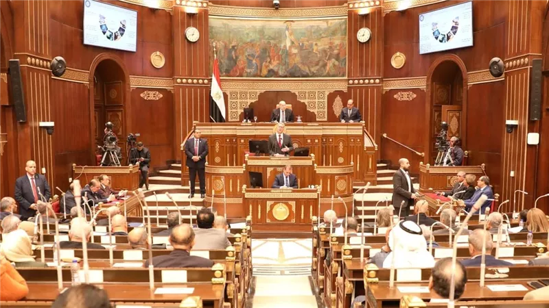 وزير البترول: هناك مشروع قانون جديد لتحويل “الثروة المعدنية” إلى هيئة اقتصادية