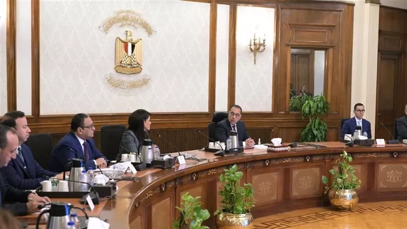 رئيس الوزراء: يجب تحقيق مستهدفات استدامة المسار النزولي للدين الخارجي
