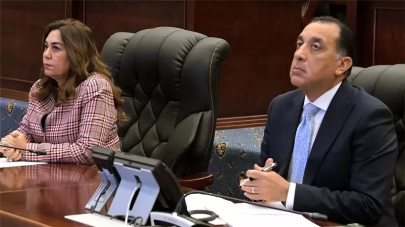 رئيس الوزراء يتابع خطط مواجهة الأزمات المتوقعة في المحافظات