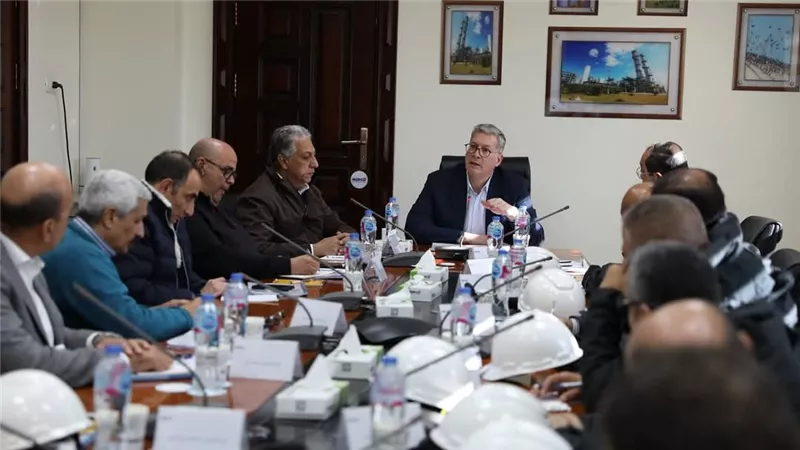 وزير البترول: التحول الاخضر في صناعة البتروكيماويات يدعم جذب الاستثمار والتمويل