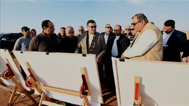 وزير الاسكان: يجب وضع خطط محددة لتسليم أراضي توفيق الأوضاع بمدينة الشروق 