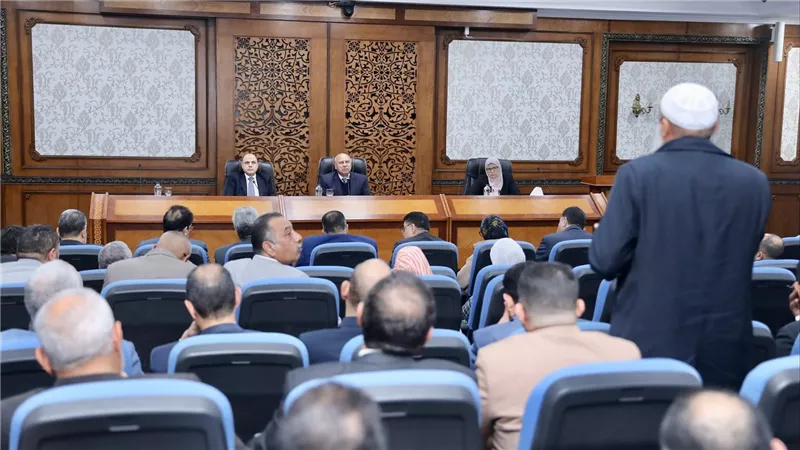 الوزير: لجنة قانونية لمراجعة كافة القرارات والقوانين بشأن نظام التخصيص بحق الانتفاع