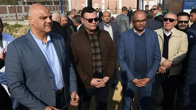 وزير الإسكان ومحافظ القليوبية يتفقدان مركز خدمة العملاء ومحطة تنقية مياه الشرب بالقناطر الخيرية 