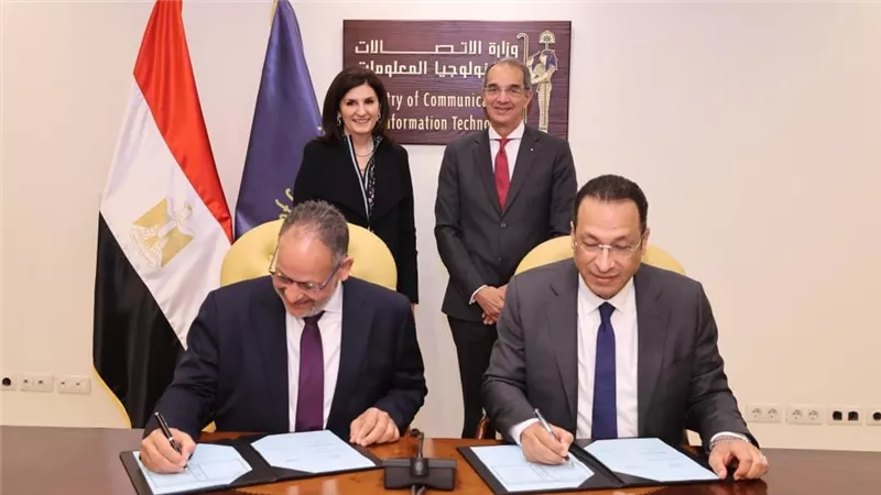الاتصالات توقع مذكرة تفاهم مع شركة سيسكو لبناء القدرات الرقمية للشباب
