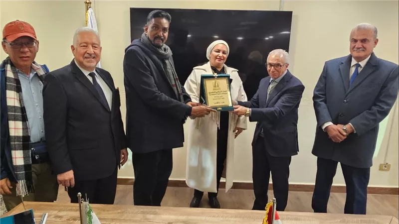 وفد ماليزي يزور نقابة العاملين بالبنوك.. ويبحثون التعاون مع البنك الزراعي المصري