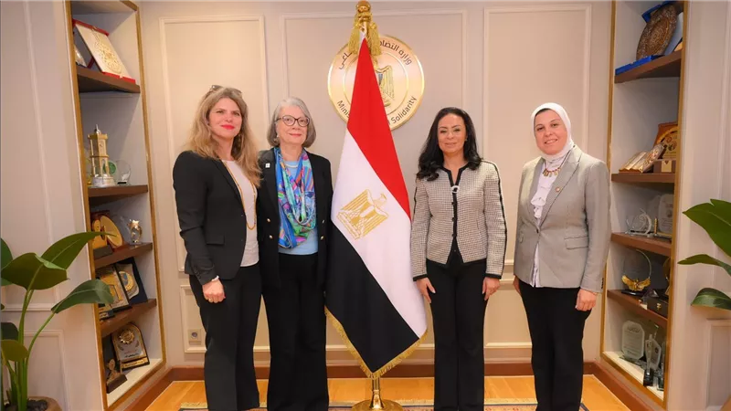 وزيرة التضامن: الحكومة المصرية تعمل على تعبئة المساعدات لقطاع غزة