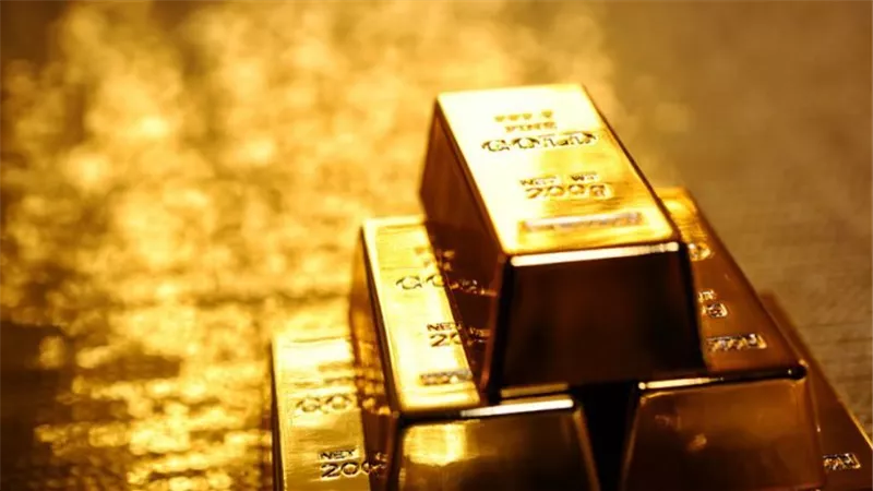 تشتري ولا تبيع.. إلى أين تتجه أسعار الذهب بعد الزيادة التاريخية؟