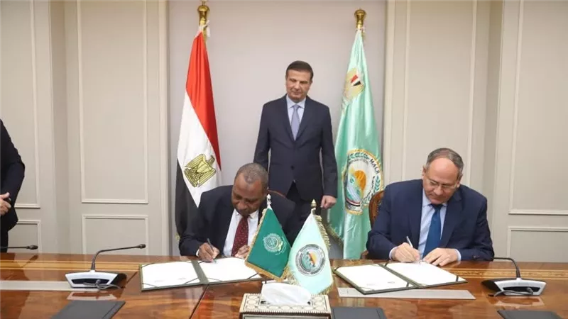 توقيع بروتوكولين تعاون بين مركزي البحوث الزراعية والصحراء والمنظمة العربية للتنمية الزراعية