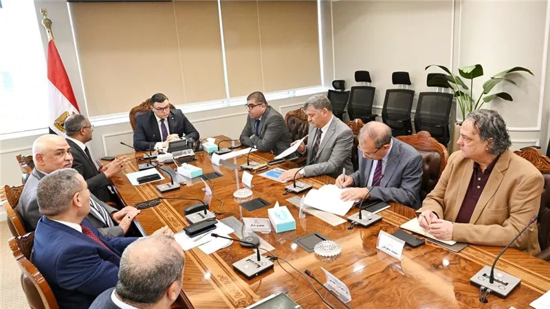 وزير الإسكان: مبادرة حياة كريمة لها تأثير مباشر على المواطنين لتحسين جودة حياتهم