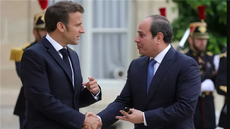 ماكرون فى مصر.. سنوات من التعاون بين القاهرة وباريس.. وارتفاع استثنائي فى التبادل التجاري
