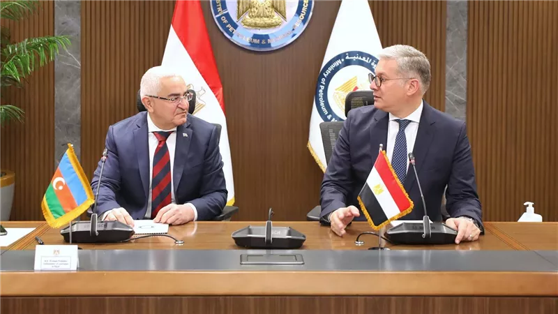 وزير البترول يستقبل سفير جمهورية أذربيجان لبحث فرص التعاون في مجال الطاقة