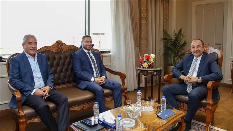 «قطاع الأعمال» تعزز الشراكة مع القطاع الخاص لدعم الاستثمار المحلي وتطوير الصناعات الوطنية