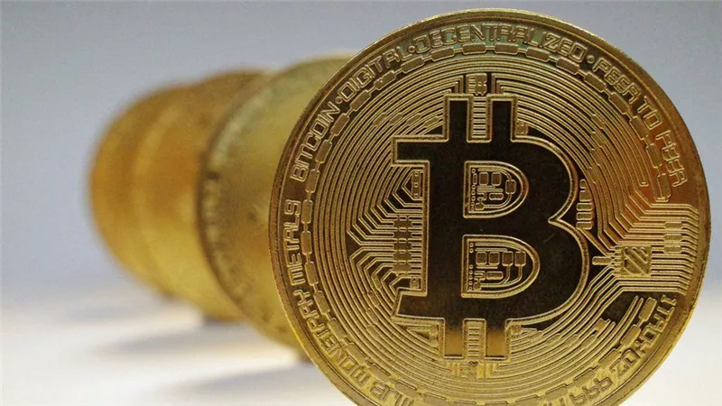 البيتكوين تصل إلى 87,600 دولار.. وتوقعات ببلوغ 200 ألف دولار في 2025