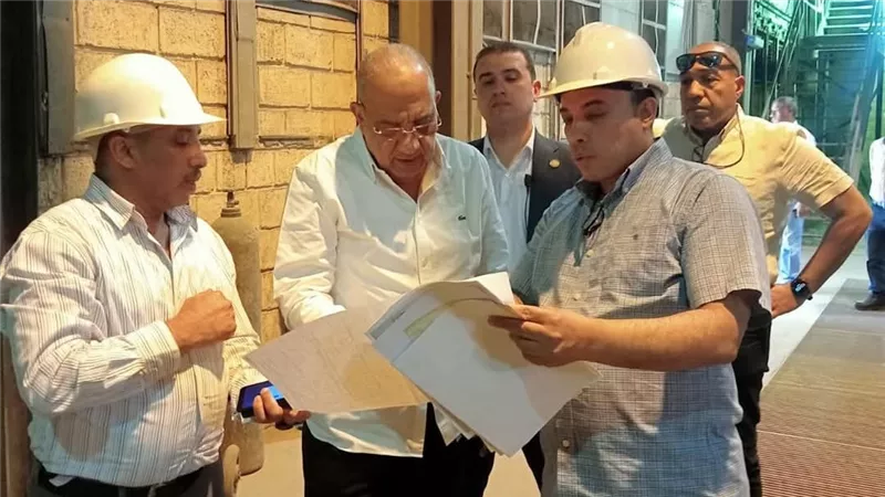 وزير الكهرباء يتفقد محطة محولات باسوس ومحطة توليد كهرباء شبرا الخيمة 