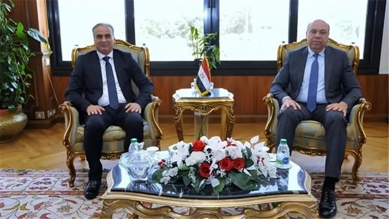 وزير الطيران المدني