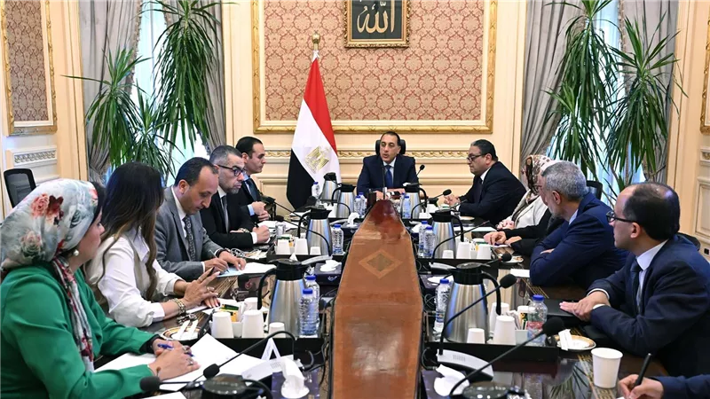مدبولي: مخزون السلع آمن.. والجهاز المصرفي يوفر العملة الأجنبية للقطاعات الصناعية ومستلزمات الإنتاج