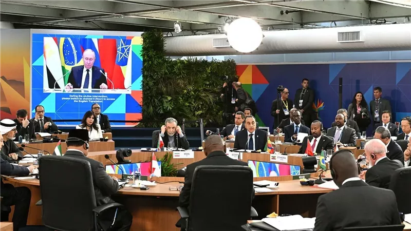 رئيس الوزراء: علينا تعزيز التعاون للتغلب على التحديات الراهنة وتحقيق تطلعات شعوبنا 