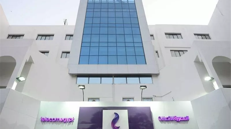 سهم المصرية للاتصالات يرتفع 1.12% إلى 64.33 جنيه بعد إعلان الشركة خطة سداد مديونيتها