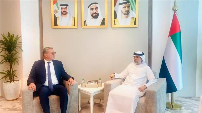 وزيرا البترول والطاقة الإماراتي يناقشان تعزيز الشراكة الاستراتيجية واستثمارات الطاقة المشتركة