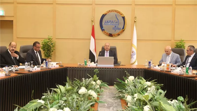 وزير الصناعة: مضاعفة أعداد الركاب وتوسعات ذكية تدفع «أكتا» لصدارة النقل المستدام بالعاصمة الإدارية