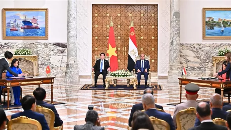 السيسي ونظيره الفيتنامي يشهدان توقيع اتفاقية لتعميق الشراكة الاقتصادية بين القاهرة وهانوي