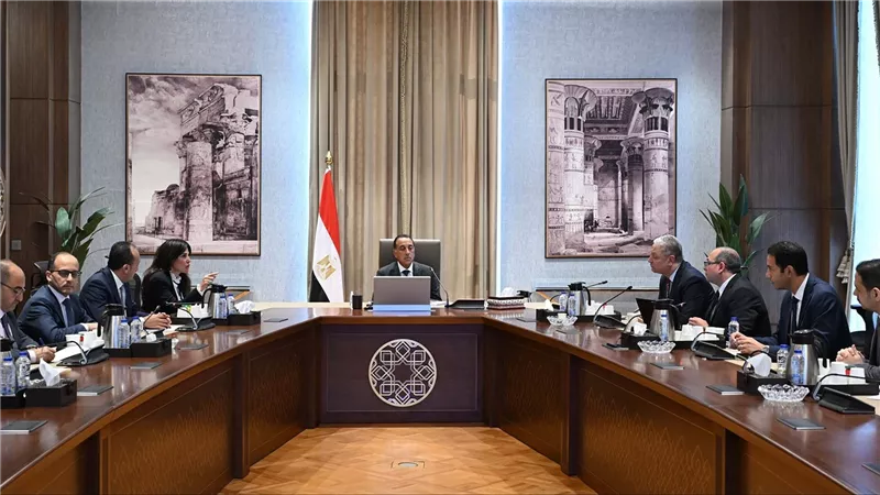 رئيس الوزراء يتابع مستجدات الموقف التنفيذي لمشروعات المبادرة الرئاسية 