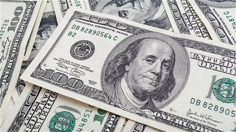 تراجع الدولار والعملات.. ارتفاع الذهب.. ومصر تنجح في فتح أسواق 