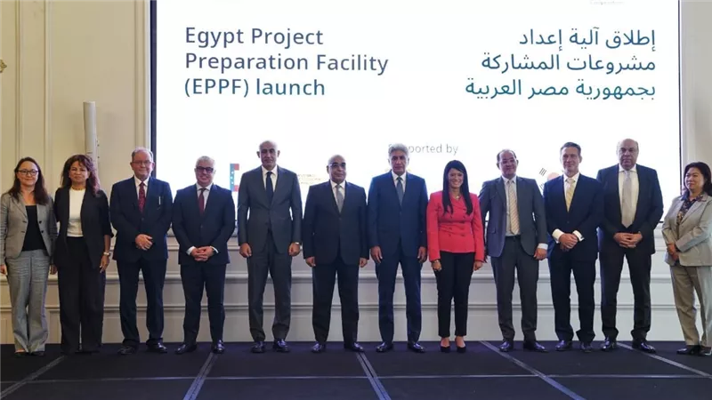 10 ملايين دولار من البنك الأوروبي لإعادة الإعمار والتنمية لتعزيز البنية التحتية المستدامة في مصر