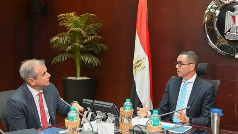 وزير الاستثمار يبحث مع مؤسس 
