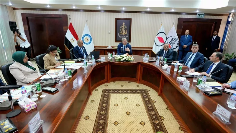 وزير البترول: 