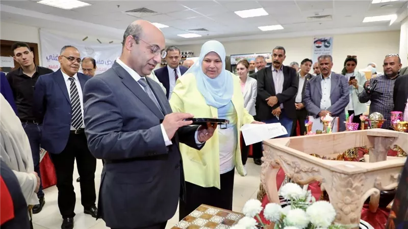 نائب وزير التعليم يفتتح معرض منتجات التعليم الفني بالعاصمة الإدارية