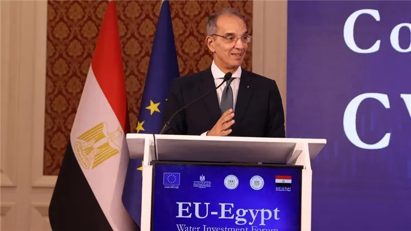 وزير الاتصالات: تنفيذ عدد من المشروعات لتوظيف التكنولوجيا والذكاء الاصطناعي في إدارة الموارد المائية