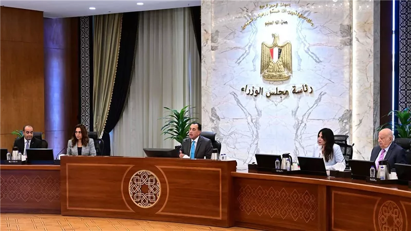 رئيس الوزراء يتابع جهود تعظيم الاستفادة سياحيا من مسار العائلة المقدسة 