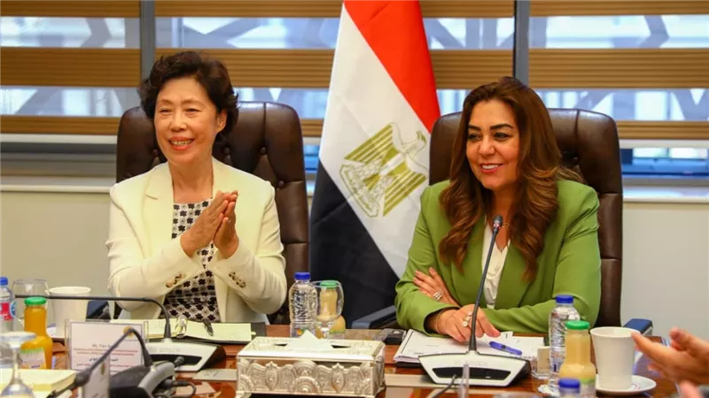 منال عوض: علاقات تاريخية تجمع مصر والصين ونسعى لتوسيع مجالات التعاون في التنمية المحلية والبيئة