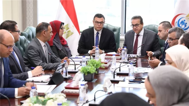 تفاصيل اللقاء بين وزيري الصحة والإسكان: مشروعات جديدة ومستشفيات بمعايير عالمية