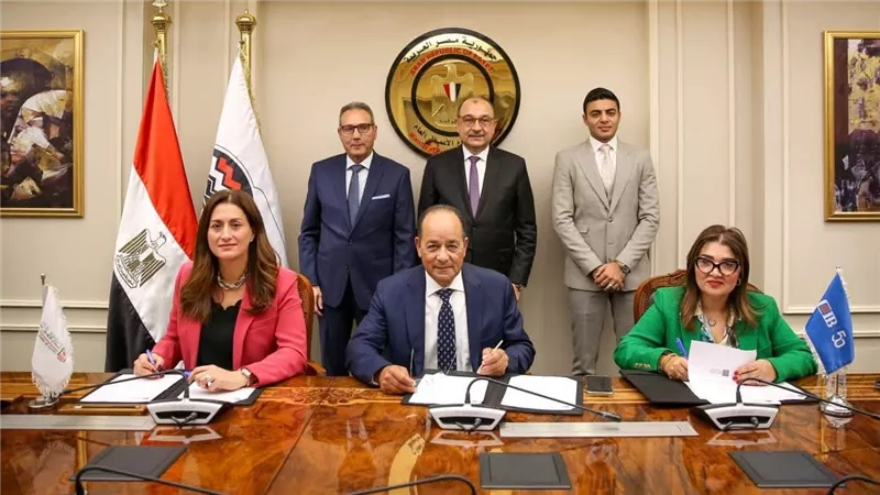 توقيع عقد تمويل إنشاء أول مصنع لإنتاج أقراص وحبيبات الكلور في مصر وأفريقيا والشرق الأوسط 