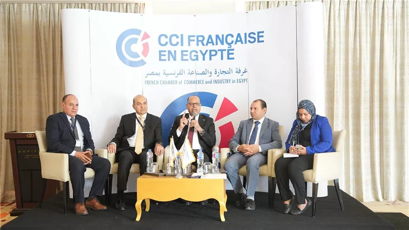 محمد جبران: قانون العمل الجديد يسهم في استقرار العمالة وتحفيز الإنتاج