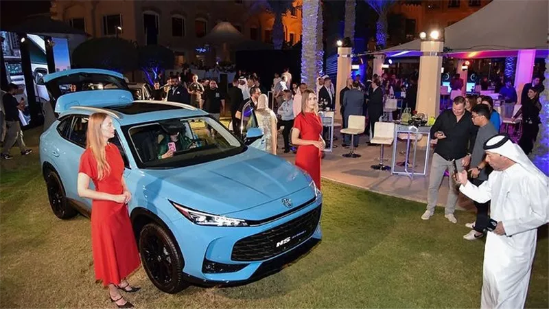 أوتو كلاس و«إم جي» موتور تطلقان سيارة MG HS Hybrid+ الجديدة في قطر